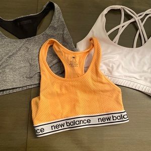 New balance neon orange sports bra, size medium - Lot with +2 sports bras bundle